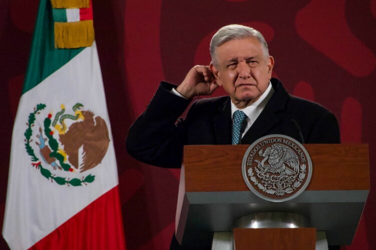 "Pausa" diplomática entre México y España aún no termina, asegura AMLO