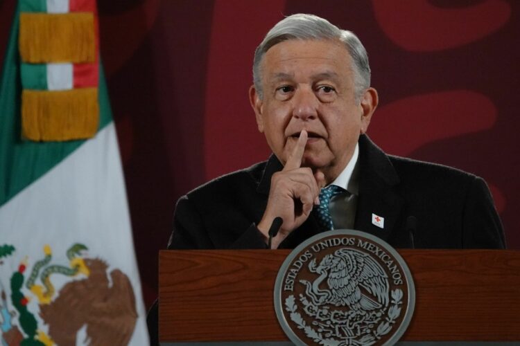 Atentado contra Ciro Gómez Leyva perjudica al país, a la figura presidencial y a la democracia: AMLO