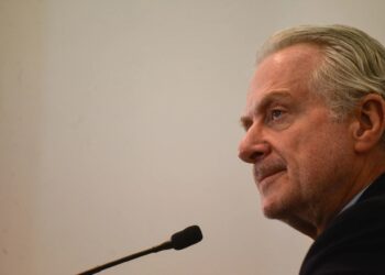 Advierte Santiago Creel a Alejandro Moreno que si cede ante reforma electoral se acaba la alianza Va por México