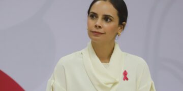 Ana Patricia Peralta reconoce labor de Bomberos de Cancún