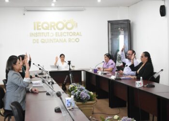 Aprueba IEQROO creación de comisión para designar a titular de Dirección de Administración