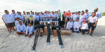 Entrega Atenea Gómez equipo a Zofemat para reforzar cuidado de playas de Isla Mujeres