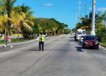 Saldo blanco luego de movilización de taxistas en Cancún