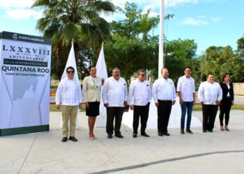 Conmemoran 88 aniversario de reincorporación de Quintana Roo como entidad federativa en Puerto Morelos