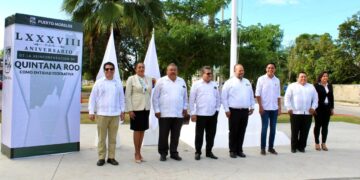 Conmemoran 88 aniversario de reincorporación de Quintana Roo como entidad federativa en Puerto Morelos