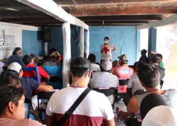 Imparten curso de capacitación en primeros auxilios a pescadores de Puerto Morelos