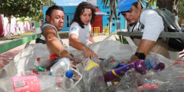 Promueve Atenea Gómez cultura del reciclaje a través de concurso familiar