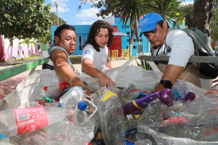 Promueve Atenea Gómez cultura del reciclaje a través de concurso familiar