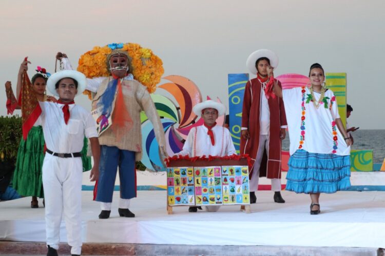 Promueve Atenea Gómez cultura y tradiciones en Isla Mujeres