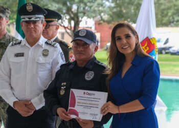 Profesionalismo y compromiso de la policía para los quintanarroenses: Mara Lezama