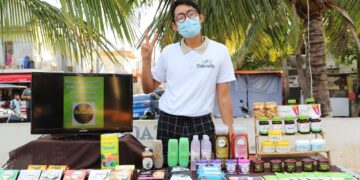 Impulsa Atenea Gómez a las y los jóvenes de Isla Mujeres