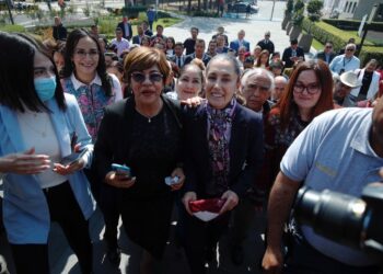 Pide Claudia Sheinbaum a diputados de Morena atajar calumnias en su contra