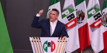 Frente a un gobierno autoritario se requiere un organismo electoral fuerte: Alejandro Moreno