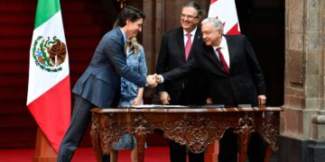 Prevé AMLO iniciar conversaciones con empresas canadienses