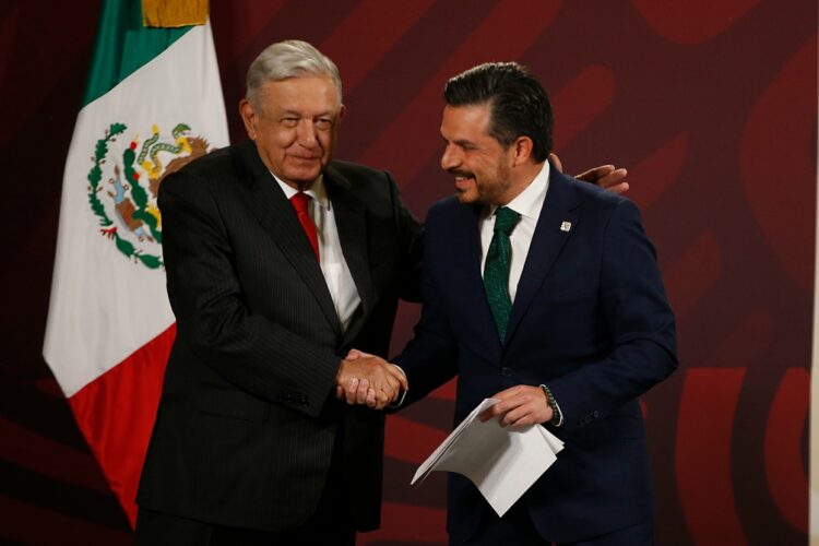 El IMSS está en una muy buena época, asegura AMLO