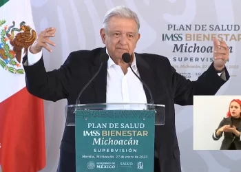 No va a haber límite presupuestal para federalización del sistema de salud: AMLO