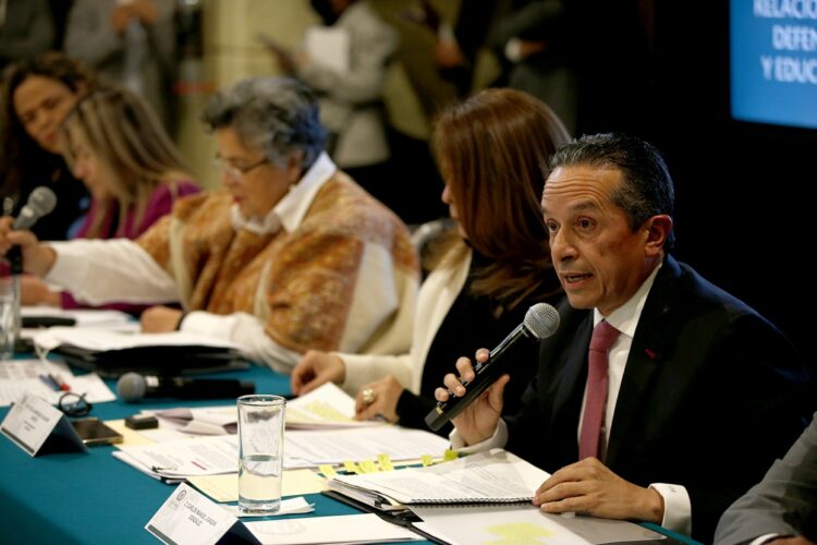 Ratifica Comisión Permanente a Carlos Joaquín como embajador de México en Canadá