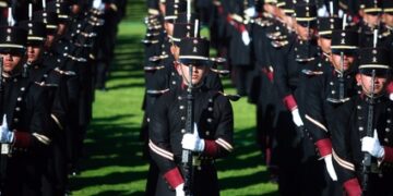 Reconoce AMLO lealtad del Ejército en ceremonia realizada en el Campo Marte