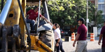 Constata Ana Patricia Peralta reparación de vialidad en Sm. 30