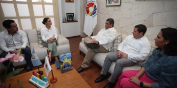 Ana Patricia Peralta estrecha lazos con consulado de Guatemala