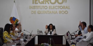 Designan y toman protesta a Titular de la Dirección de Administración del IEQROO