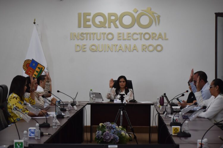 Designan y toman protesta a Titular de la Dirección de Administración del IEQROO