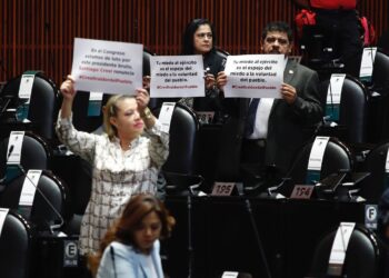 Diputados de Morena y PT piden remoción de Santiago Creel