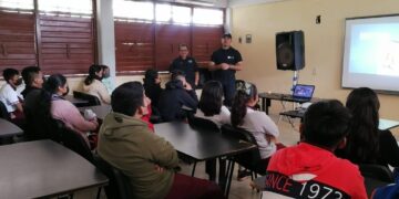 Imparten a estudiantes de Leona Vicario cursos de prevención de Bullying y Sexting