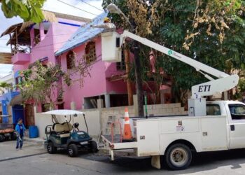 Programa “Isla Mujeres Iluminada” permanente en todo el municipio isleño