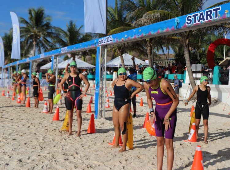 Se posiciona Puerto Morelos como destino de turismo deportivo con el el XVIII Maratón de Aguas Abiertas