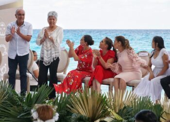 Realizan exitosa edición de “Bodas Colectivas 2023” en Cancún