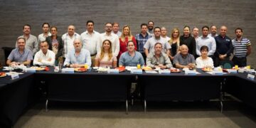 Hace Marybel Villegas alianza con sector empresarial de Cancún y gobierno federal