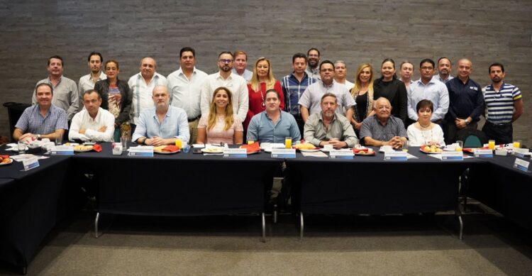 Hace Marybel Villegas alianza con sector empresarial de Cancún y gobierno federal