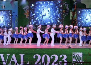 Leona Vicario vive colorida jornada carnavalesca con música y bailes