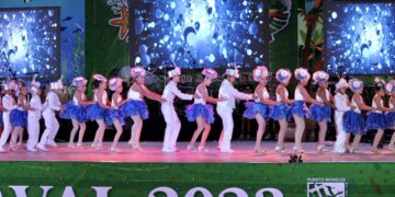 Leona Vicario vive colorida jornada carnavalesca con música y bailes