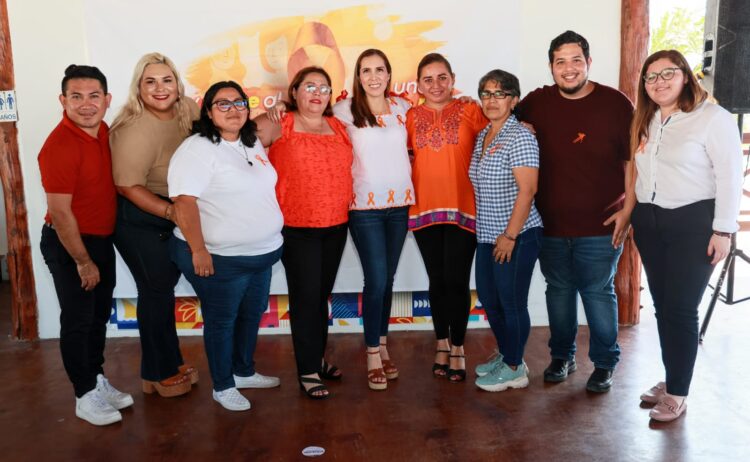 En el Día Naranja, promueve Atenea Gómez una vida libre de violencia en Isla Mujeres