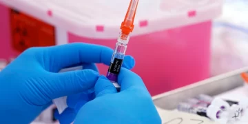 Existe una campaña de desinformación sobre desabasto de vacuna contra Covid-19: Ssa