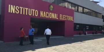 Información sobre finiquitos de Lorenzo Cordova y Ciro Murayama es falsa: INE