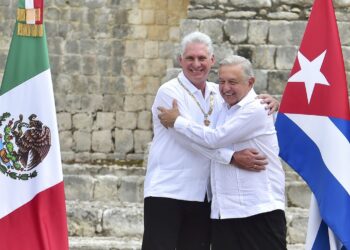 Encabezará México movimiento en defensa de soberanía cubana: AMLO