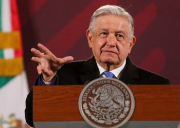 Propuso AMLO a Joe Biden cambio de avión presidencial por aeronaves para incendios
