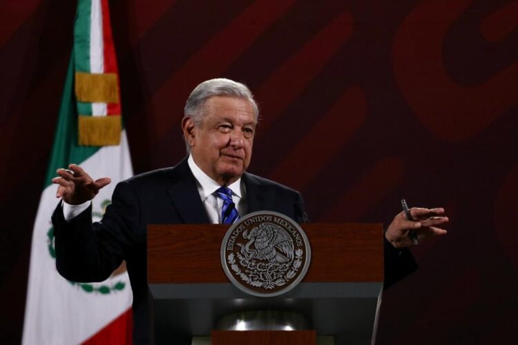 Reta AMLO a oposición a agruparse de cara a próximos comicios de 2024