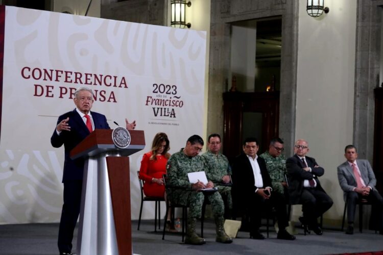 El presidente Andrés Manuel López Obrador sostendrá una conversación telefónica con el propietario de la empresa Tesla, Elon Musk