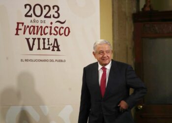 Adversarios están tomando rechazo a reforma electoral como bandera política: AMLO