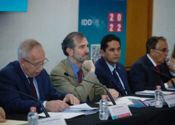 Lamenta Lorenzo Córdova que se quiera elegir a consejeros del INE a través de tómbola