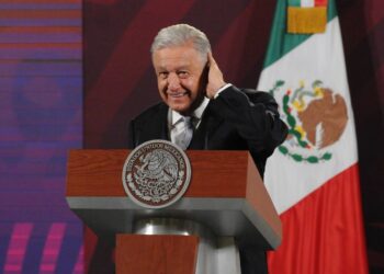 Instalará Tesla una planta en Monterrey, confirma AMLO