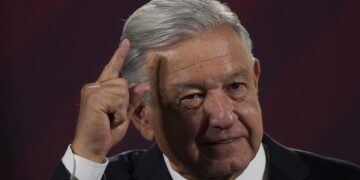 Se ha avanzado en ordenamiento de la producción privada de energía: AMLO