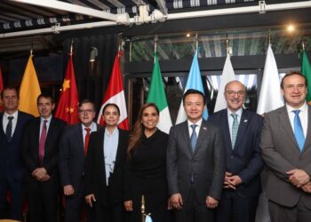 Une Ana Patricia Peralta a Cancún con el mundo