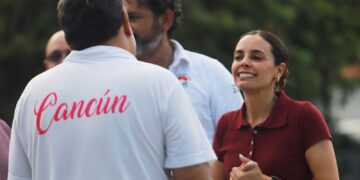 Atiende Ana Paty Peralta reportes ciudadanos