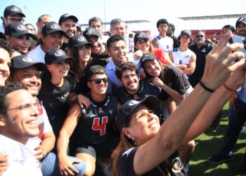 Gobierno municipal y estatal fomentan deporte y educación en Cancún