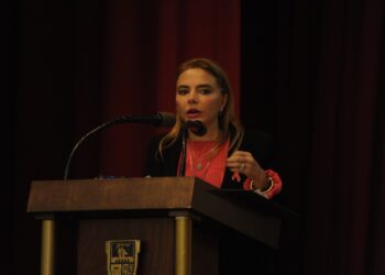 Impugnará Carla Humphrey su eliminación de lista de aspirantes a la presidencia del INE